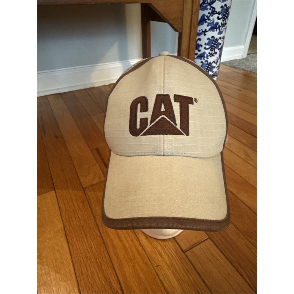 CAT Caterpillar Baseball Cap / Trucker Hat EUC